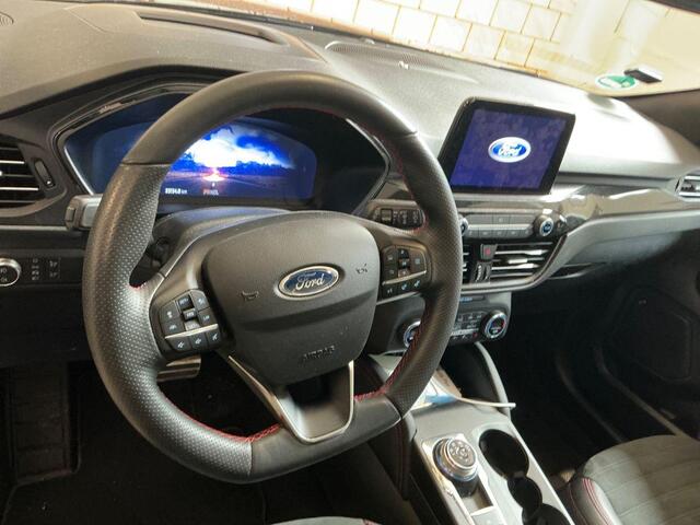 Ford KUGA 2.5 PHEV ST-Line X | Wegklapbare trekhaak | Panoramadak | Adaptive cruise control | Winter Pack | Head up Display |