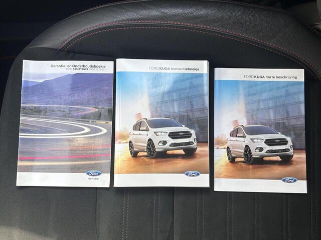 Ford KUGA 1.5 EcoBoost ST Line / Trekhaak / 1800KG trekgewicht / Navigatie / Stoelverwarming / voorruit verwarming / Parkeerassistent / Apple Carplay & Android Auto / Elektrische achterklep /