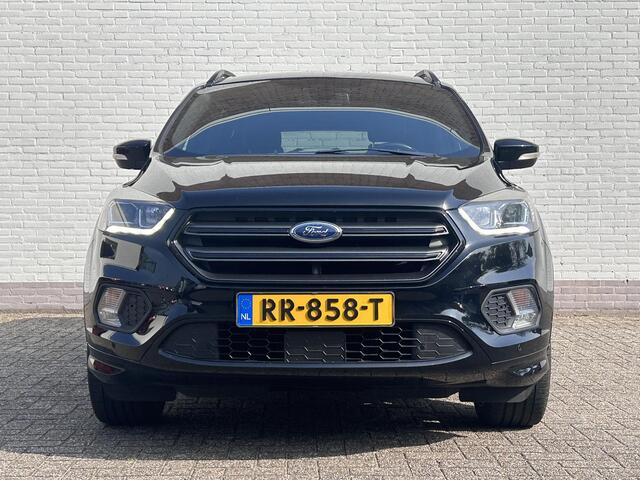 Ford KUGA 1.5 EcoBoost ST Line / Trekhaak / 1800KG trekgewicht / Navigatie / Stoelverwarming / voorruit verwarming / Parkeerassistent / Apple Carplay & Android Auto / Elektrische achterklep /