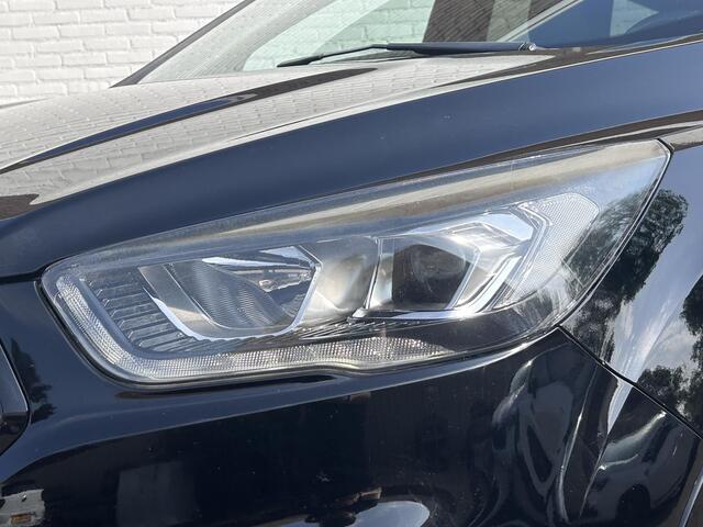 Ford KUGA 1.5 EcoBoost ST Line / Trekhaak / 1800KG trekgewicht / Navigatie / Stoelverwarming / voorruit verwarming / Parkeerassistent / Apple Carplay & Android Auto / Elektrische achterklep /