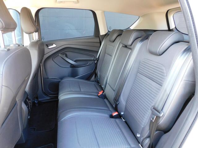 Ford KUGA 1.5 EcoBoost Titanium TOPSTAAT! DEALER ONDERHOUDEN! APPLE CARPLAY/ ANDROID! NAVI! CRUISE! CLIMA! LM VELGEN! TREKHAAK!