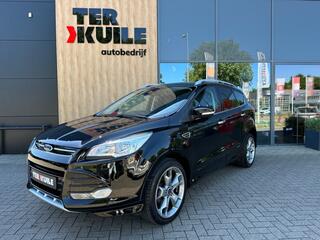 ford-kuga-1.5-titanium-styling---de