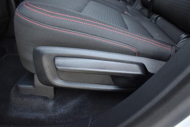 Ford KUGA 2.5 PHEV ST-Line / Keyless Drive / Automaat / Parkeerhulp / LED / Adaptive Cruise C.