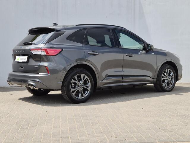 Ford KUGA 2.5 PHEV Plug-in ST-Line X Automaat / Technology Pack / HUD / Trekgewicht 1500 kg / Stuur- en Stoelverwarming / Apple Carplay Android Auto / Climate control / Elektrische achterklep /