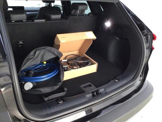 Ford KUGA 2.5 PHEV Active X 243pk | Driver Assistance Pack | Winterpack | Technology Pack | 20 inch Licht metaal| Trekhaak Afneembaar | AGR Stoelen | Verlengde Fabrieksgarantie tot 12-2028
