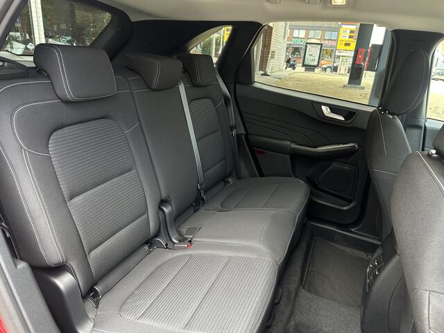 Ford KUGA 2.5 PHEV Titanium Hybride Stoel+stuur+voorruit verwarming/camera/Navi/Led.