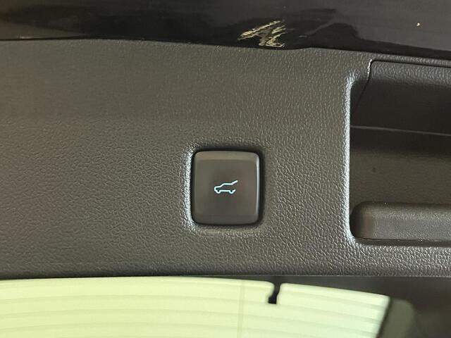 Ford KUGA 2.5 224pk Automaat PHEV ST-Line Adaptieve cruise control Parkeersensoren Navigatie LED Climate control