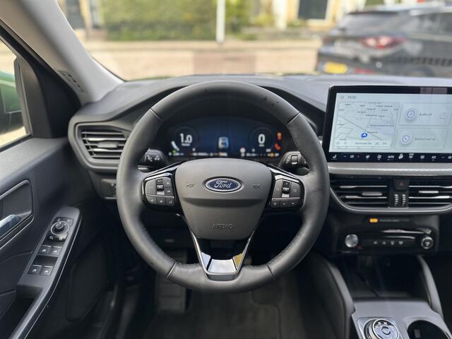 Ford KUGA 1.5 EcoBoost Titanium Nieuw model/HUD/Stoel-stuur verwarming/ECC/Camera.