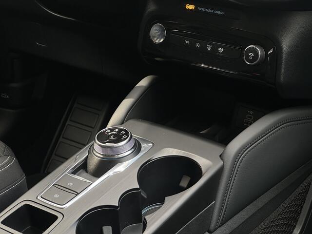 Ford KUGA 1.5 EcoBoost Titanium Nieuw model/HUD/Stoel-stuur verwarming/ECC/Camera.