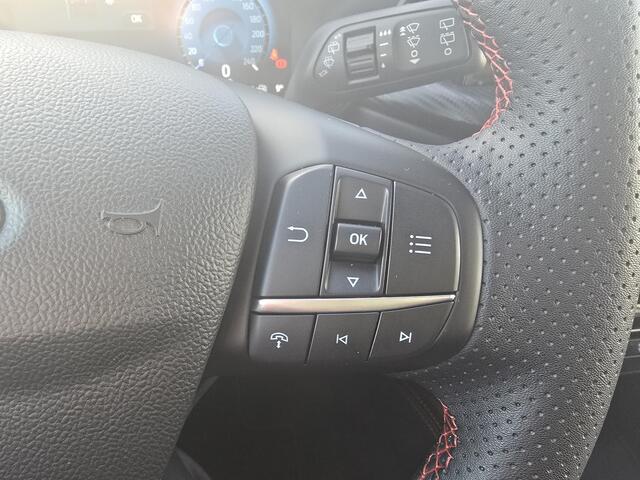 Ford KUGA 2.5 PHEV ST-Line X 243pk Voorraad | Wegklapbare Trekhaak | Winterpack | 2.100kg Trekgewicht | Bursting Green