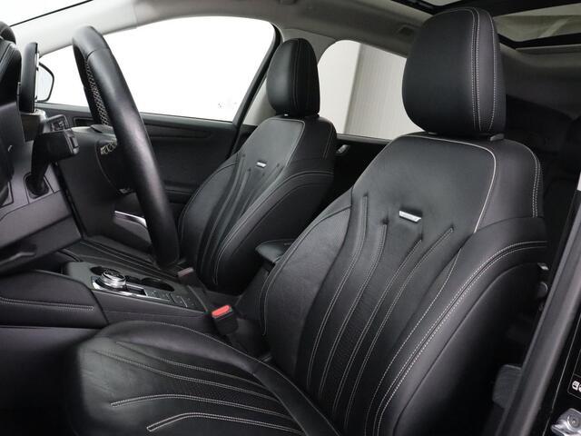 Ford KUGA 2.5 PHEV Vignale | Panoramadak | Leder | Head-Up | Stoel & stuurverwarming | Camera | Adaptive cruise | B&O Sound | Carplay | Navigatie | Full LED | Keyless