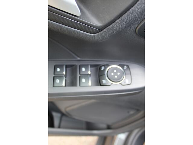 Ford KUGA 2.5-243pk PHEV ST-Line X. Nieuwste model !, Hoge zit Van ¤. 54.937,- voor ¤. 44.450,- ! Trekgewicht van 2.100kg ! Schuif / kanteldak Elektrisch inklapbare Trekhaak, vooruit, stuur, stoelverwarming V+A, 360 Camera, HUB, Apple/Androidauto, Elektrisch verst