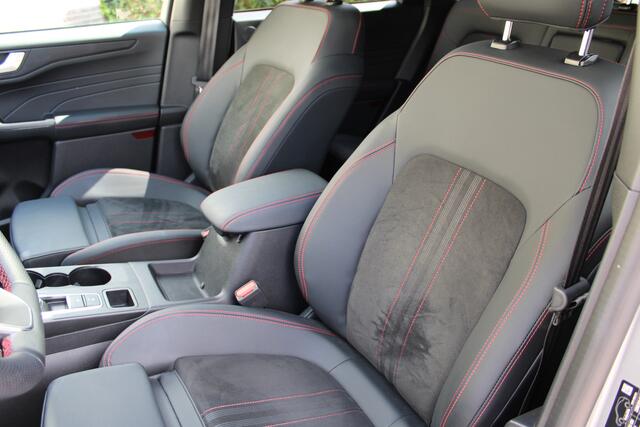 Ford KUGA 2.5 PHEV ST-Line X | Facelift | Panoramadak | Head-up | BLIS | Winterpack | Trekhaak | B&O | AGR