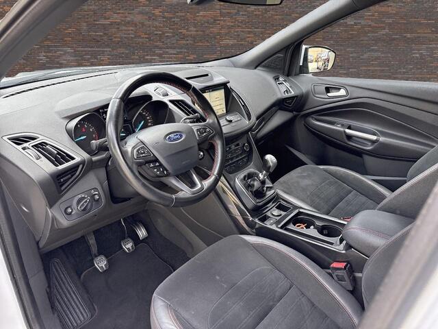 Ford KUGA 1.5 150PK ST Line PANODAK LEDER LMV NAVIGATIE