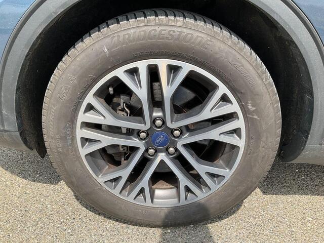 Ford KUGA 2.5 PHEV Titanium | Weg/Uitklapbare Trekhaak (Elektrisch bedienbaar) | Adaptive cruise control | Winter Pack | Dodehoeksensoren | Camera
