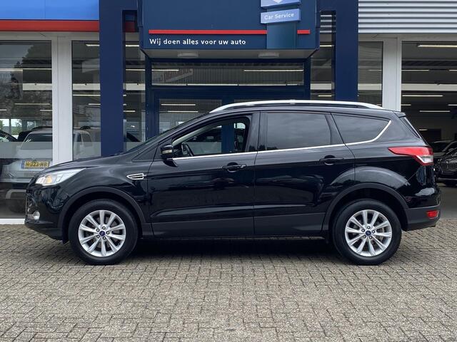 Ford KUGA 1.5 Titanium 4WD / Automaat / NL-Auto / Dealer-Onderhouden / Vol-Leder / Stoelverwarming / Cruise-Control / Climate-Control / Trekhaak / Elektr.-Stoelen / Elektr.-Achterklep / DAB Radio-Bluetooth / Navi / keyless / PDC V+A met Camera / 17'' LMV / All-Seas