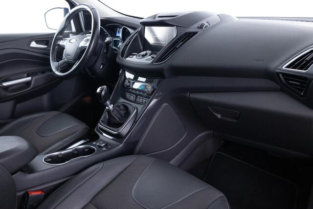 Ford KUGA 1.5 Titanium Styling Pack | TREKHAAK | DEALER ONDERHOUDEN | NED.AUTO | 2000KG TREKGEWICHT | HALF LEDER/STOF | EL. A.KLEP | ROOFRAILS | A.CAMERA | PARKEERSENSOREN V+A |
