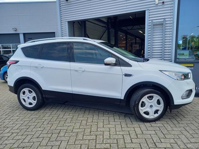 Ford KUGA 1.5 EcoBoost Trend Ultimate - TREKHAAK 1800KG - PDC - STOEL/STUUR VERWARMING - AIRCO - CRUISE -