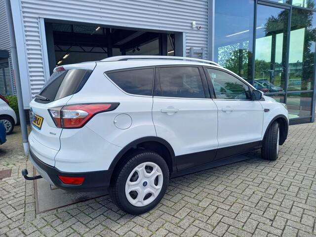Ford KUGA 1.5 EcoBoost Trend Ultimate - TREKHAAK 1800KG - PDC - STOEL/STUUR VERWARMING - AIRCO - CRUISE -