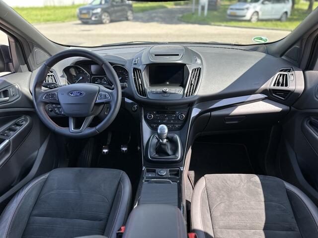 Ford KUGA 1.5 EcoBoost ST Line |CARPLAY|CAMERA|ST VWM|LED|CLIMA|TREKHAAK|LM VELGEN 19"
