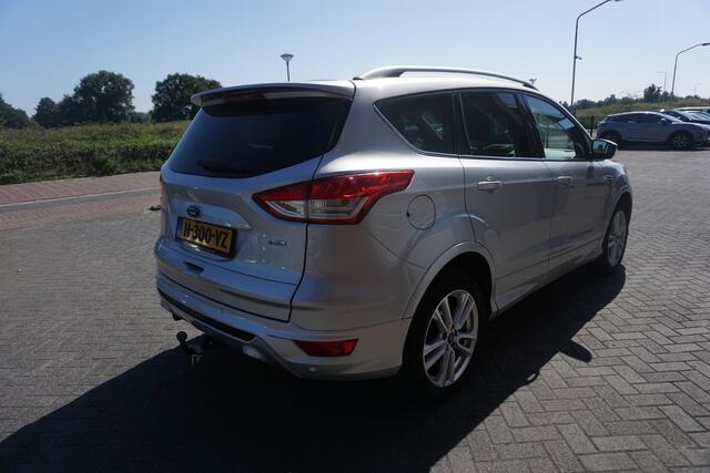 Ford KUGA 1.5 150PK TITANIUM STYLING PACK KEURIGE STAAT CAMERA TREKHAAK STOELVERWARMING NAVI CLIMA CRUISE PDC V+A+ASSIST BLUETOOTH 1/2LEDER KEYLESS ENZ...