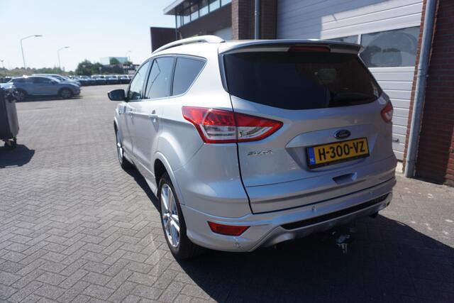 Ford KUGA 1.5 150PK TITANIUM STYLING PACK KEURIGE STAAT CAMERA TREKHAAK STOELVERWARMING NAVI CLIMA CRUISE PDC V+A+ASSIST BLUETOOTH 1/2LEDER KEYLESS ENZ...