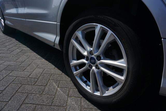 Ford KUGA 1.5 150PK TITANIUM STYLING PACK KEURIGE STAAT CAMERA TREKHAAK STOELVERWARMING NAVI CLIMA CRUISE PDC V+A+ASSIST BLUETOOTH 1/2LEDER KEYLESS ENZ...