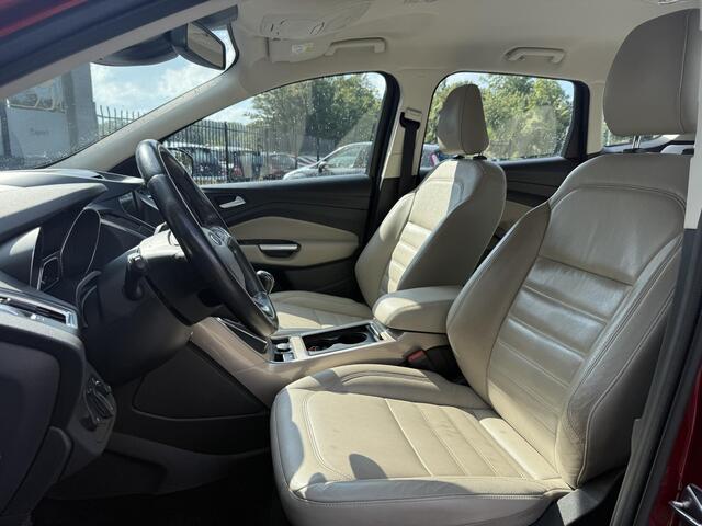 Ford KUGA 1.5 EcoBoost Titanium 2e Eigenaar,Dealer Onderhouden,Leder,Navi,Camera,Clima,Cruise,Stoelverwarming,6 Bak,150pk,Nieuwe Apk bij Aflevering