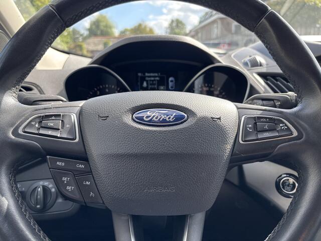 Ford KUGA 1.5 Turbo Titanium Navigatie / Trekhaak / Camera