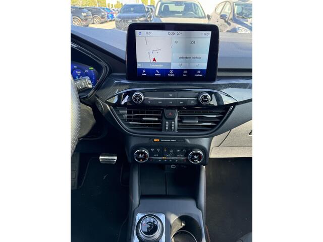 Ford KUGA 2.5 PHEV ST-Line X 225pk | Driver Assistance Pack | Winterpack | Panoramadak | Trekhaak afneembaar | 19 inch velgen | Design pack
