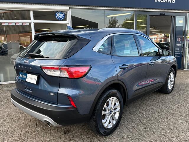 Ford KUGA 2.5 PHEV TITANIUM
