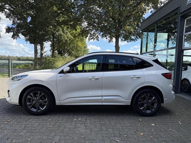 Ford KUGA 1.5 EcoB. ST-Line X 1800 kg trekgewicht.