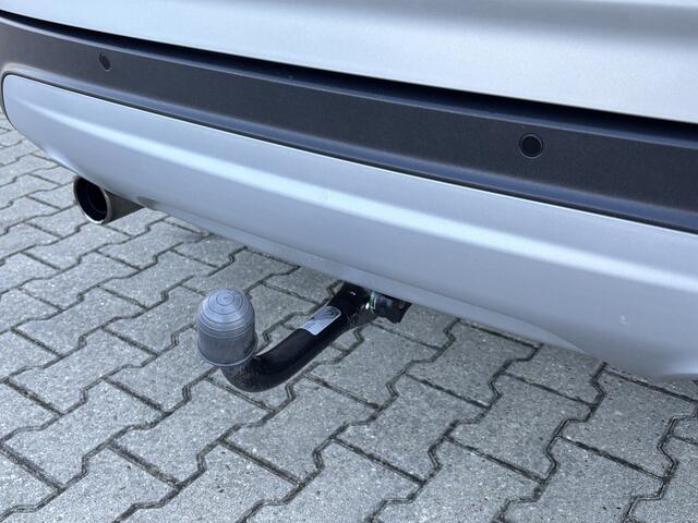 Ford KUGA 1.5 Titanium Styling Pack Afneembare Trekhaak, Panorama Dak & Stoelverwarming