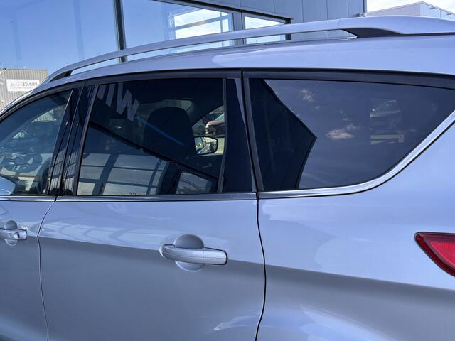 Ford KUGA 1.5 Titanium Styling Pack Afneembare Trekhaak, Panorama Dak & Stoelverwarming