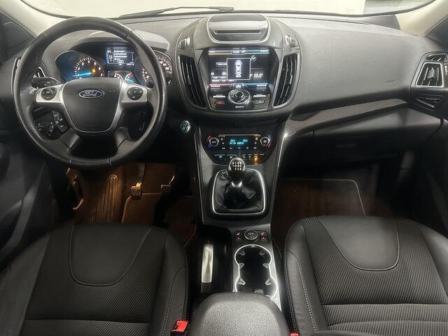 Ford KUGA 1.5 Titanium CLIMA /CRUISE / CAMERA /TREKHAAK