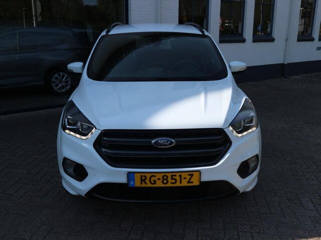 Ford KUGA 1.5 EcoBoost ST Line * NAVI * TREKHAAK (2.000 KG) *