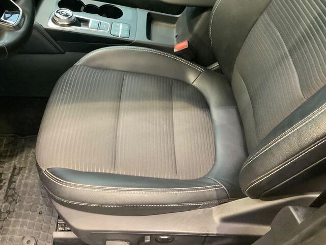 Ford KUGA 2.5 PHEV Titanium X | 2 bandensets | Trekhaak | Bang&Olufsen | Half leder | Adaptive cruise control | Winter pack | Dodehoeksensoren