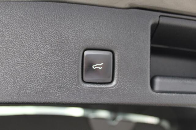 Ford KUGA 2.5-243pk PHEV ST-Line X.2100kg trekgewicht , Nieuw Model Panorama/schuif kantel dak , Trekhaak wegklapbaar,