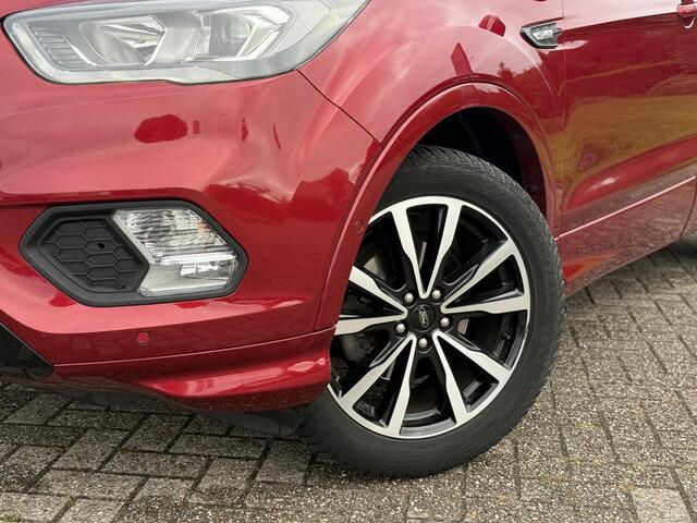 Ford KUGA 1.5 EcoBoost ST Line 2000 kilo trekgewicht | Navigatie| PDC V+A | Cruise