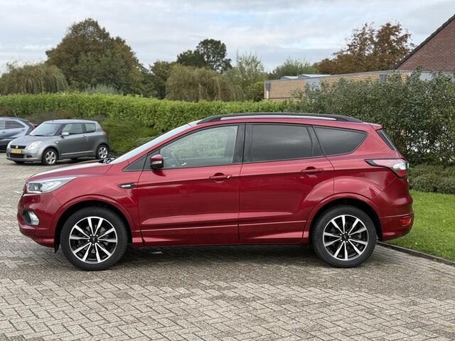 Ford KUGA 1.5 EcoBoost ST Line 2000 kilo trekgewicht | Navigatie| PDC V+A | Cruise