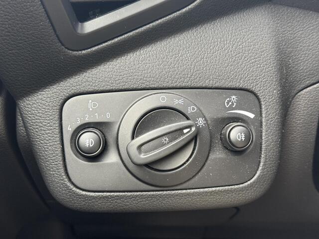Ford KUGA 1.5 EcoBoost ST Line 2000 kilo trekgewicht | Navigatie| PDC V+A | Cruise