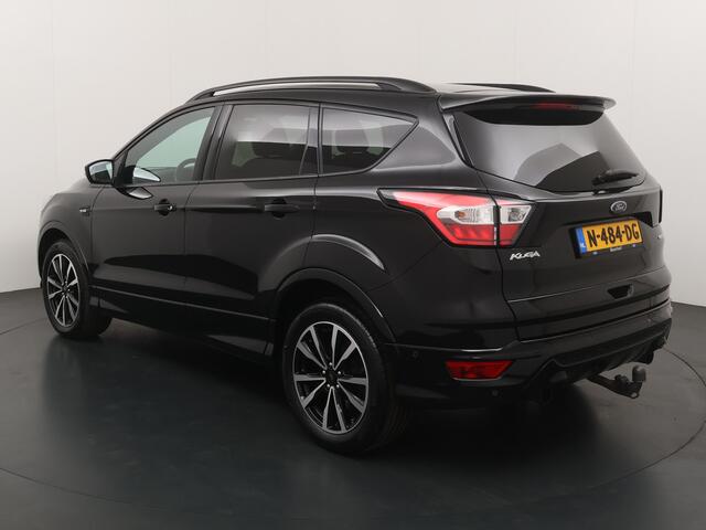 Ford KUGA 1.5 EcoBoost 150pk ST Line | Elekt. Trekhaak | 2.000kg trekgewicht!! | Winterpack | 1/2 leer | 19" LMV | PDC |