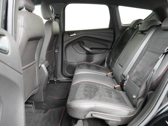 Ford KUGA 1.5 EcoBoost 150pk ST Line | Elekt. Trekhaak | 2.000kg trekgewicht!! | Winterpack | 1/2 leer | 19" LMV | PDC |
