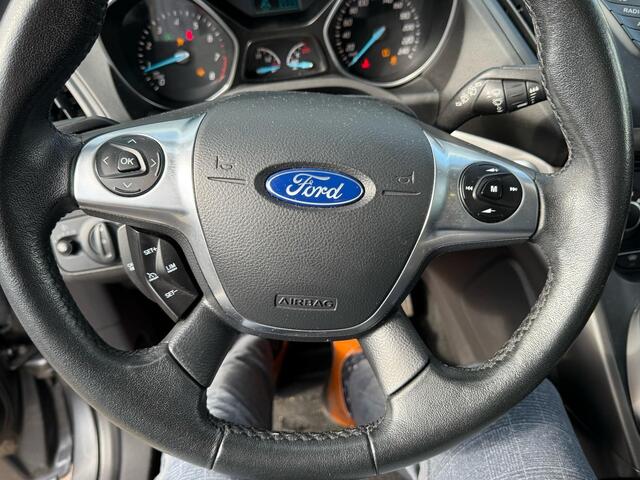 Ford KUGA 1.5 Ecoboost Titanium 150pk Trekhaak | Elektrische Achterklep | Stoelverwarming | Airco | Voorruit verwarming | Cruise control