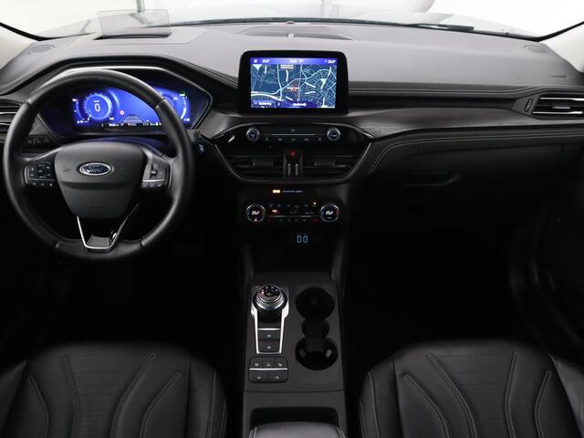 Ford KUGA 2.5 PHEV Vignale | Head-Up | Trekhaak | Adaptive cruise | Leder | 360 Camera | Stoelverwarming | Digital Cockpit | Carplay | Dodehoek detectie | Navigatie | Keyless | Achterbankverwarming | Plug In