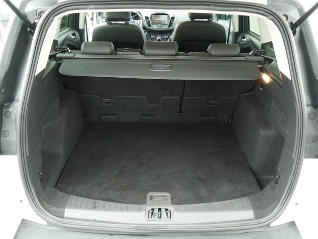 Ford KUGA 1.5 EcoBoost 150pk Titanium | Trekhaak | Camera | Keyless | Voorruitverwarming | Cruise | Park. Sens. V+A |