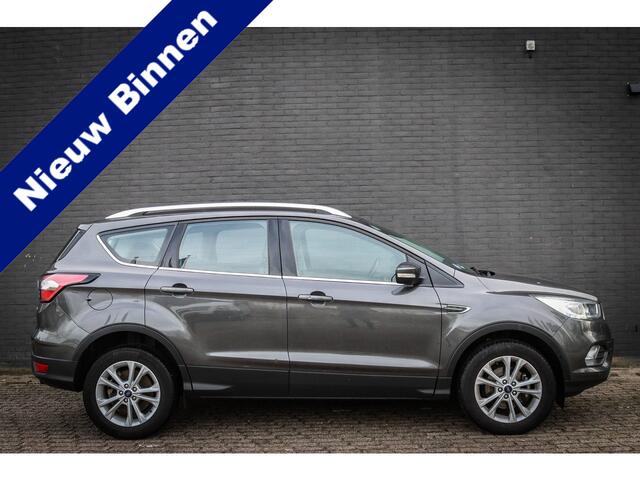 Ford KUGA 1.5 EcoBoost Titanium Net binnen - Nu al te bezichtigen