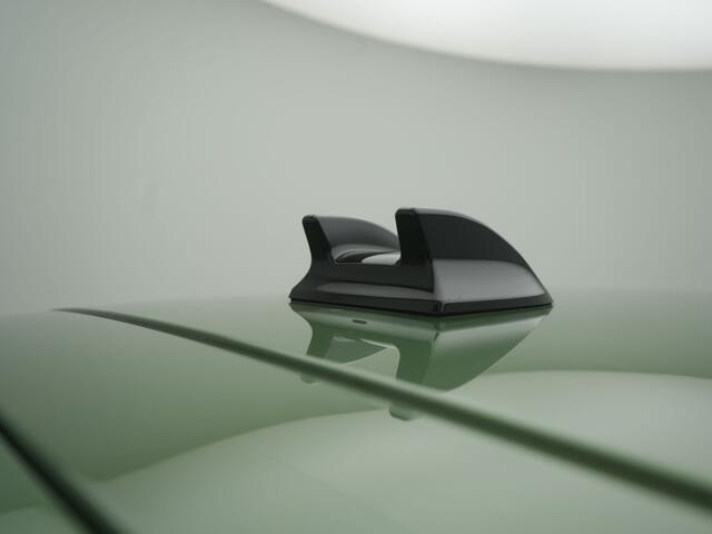 Ford KUGA 2.5 PHEV Titanium - RIJKLAARPRIJS - Plug-in Hybrid - 360 graden Camera - Stoel- en Stuurverwarming - Apple Carplay - Android Auto - Trekhaak Elektrisch Uitklapbaar