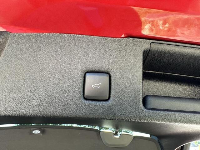 Ford KUGA 2.5 PHEV ST-Line X 225pk | Afneembare trekhaak | Driver Assistance Pack | 19 inch | Winter Pack | Elektrische achterklep