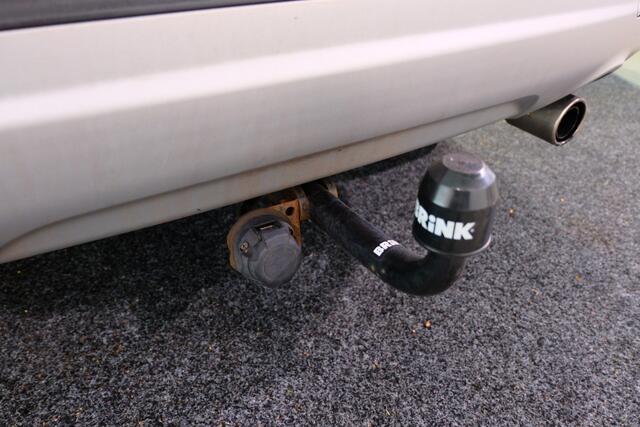 Ford KUGA 1.5 EcoBoost Trend Ultimate | TREKHAAK - 2000KG | STOEL-STUURVERW. |